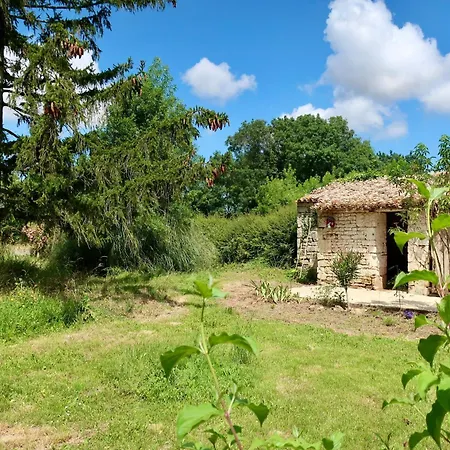 - Calme & Confort - Jardin Barbecue - Parking Et Wifi Gratuit - Espace Et Detente - Ideal Famille Saint-Saturnin-du-Bois