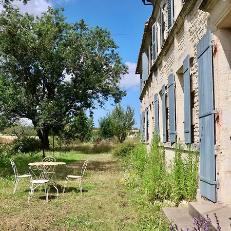 - Calme & Confort - Jardin Barbecue - Parking Et Wifi Gratuit - Espace Et Detente - Ideal Famille Ferienhaus *