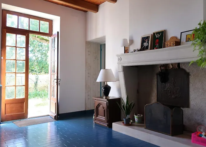 La Grande Lignatte Heart Of Aunis * Saint-Saturnin-du-Bois